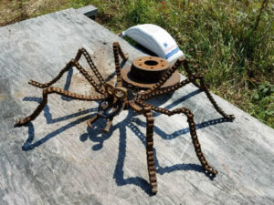 Rusty junkyard spider is a victim of weld contamination.